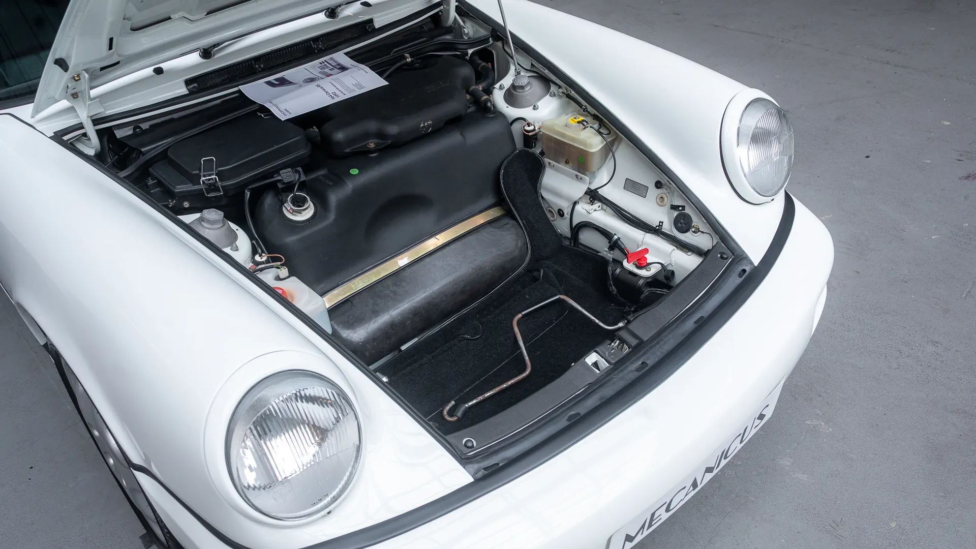 Porsche 964 — photo 32