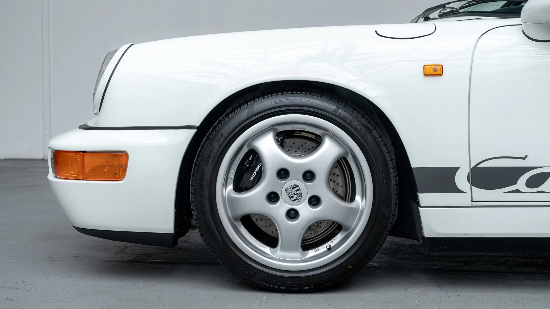 Porsche 964 — photo 6