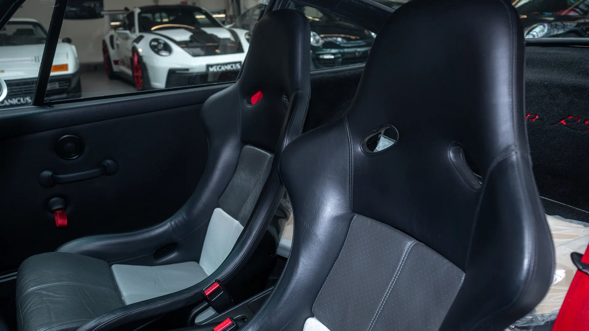Porsche 964 — photo 10