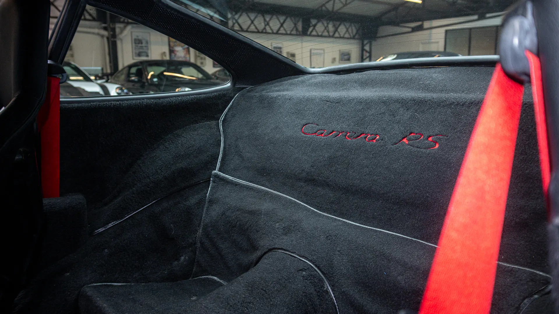 Porsche 964 — photo 23
