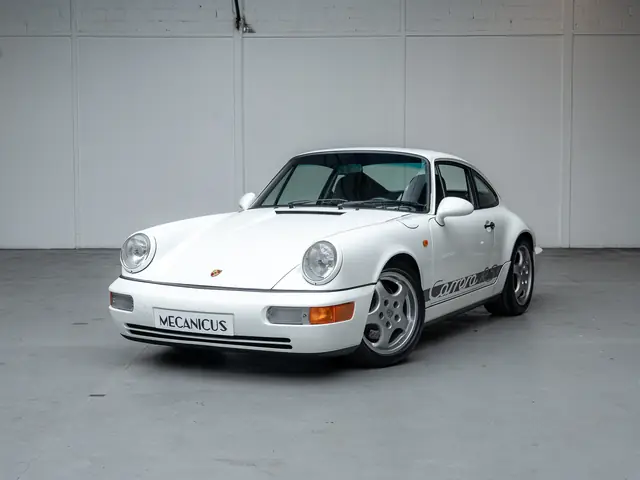 Porsche 964