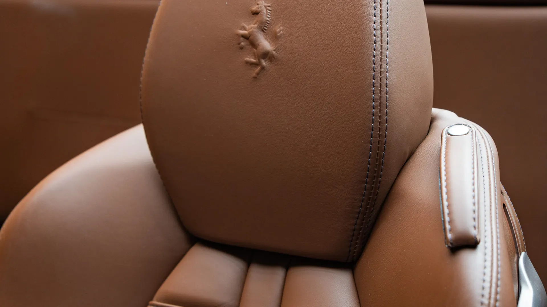 Ferrari California — photo 13