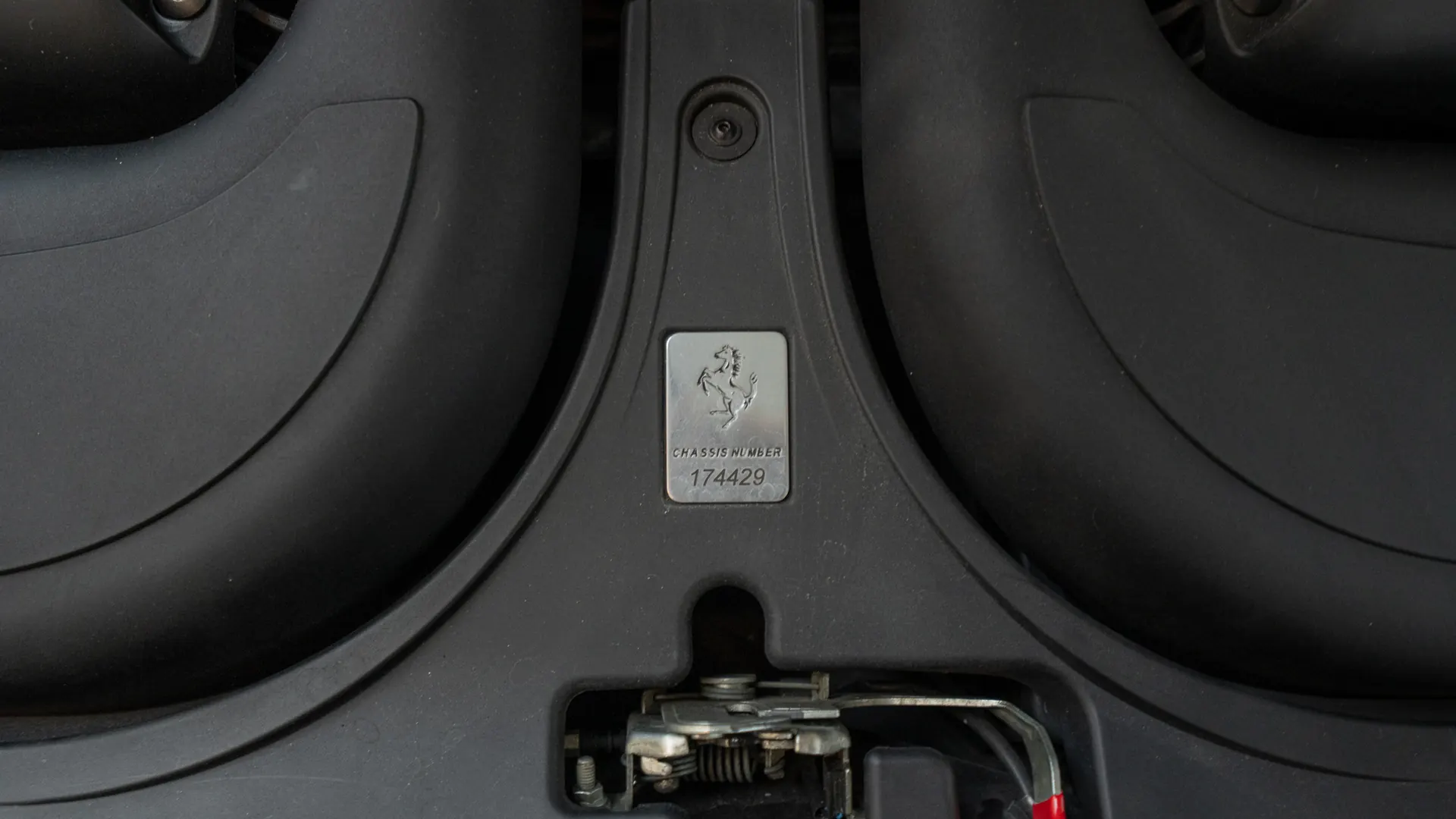Ferrari California — photo 34