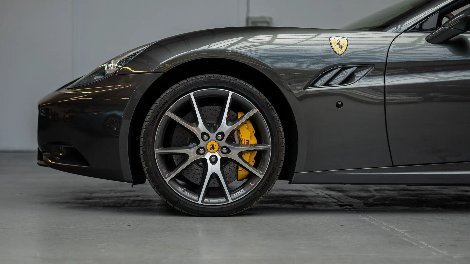 Ferrari California — photo 6