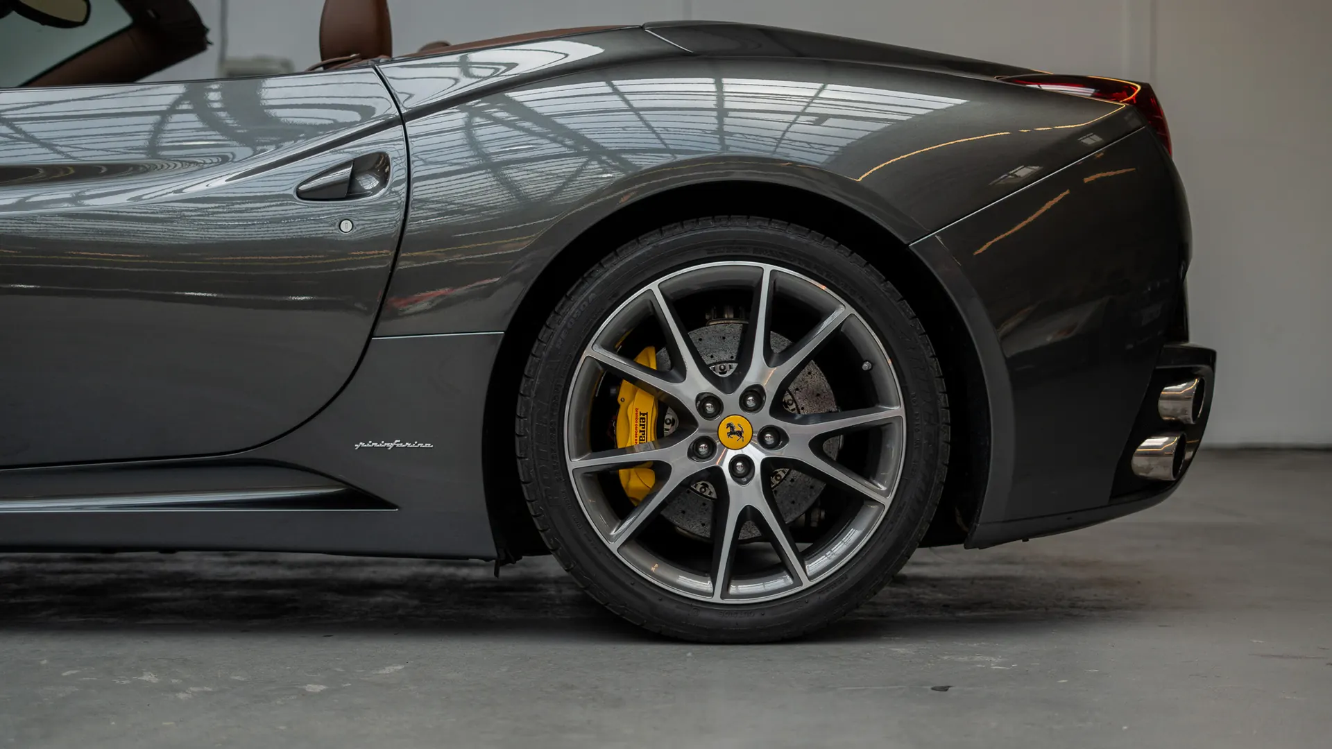 Ferrari California — photo 7