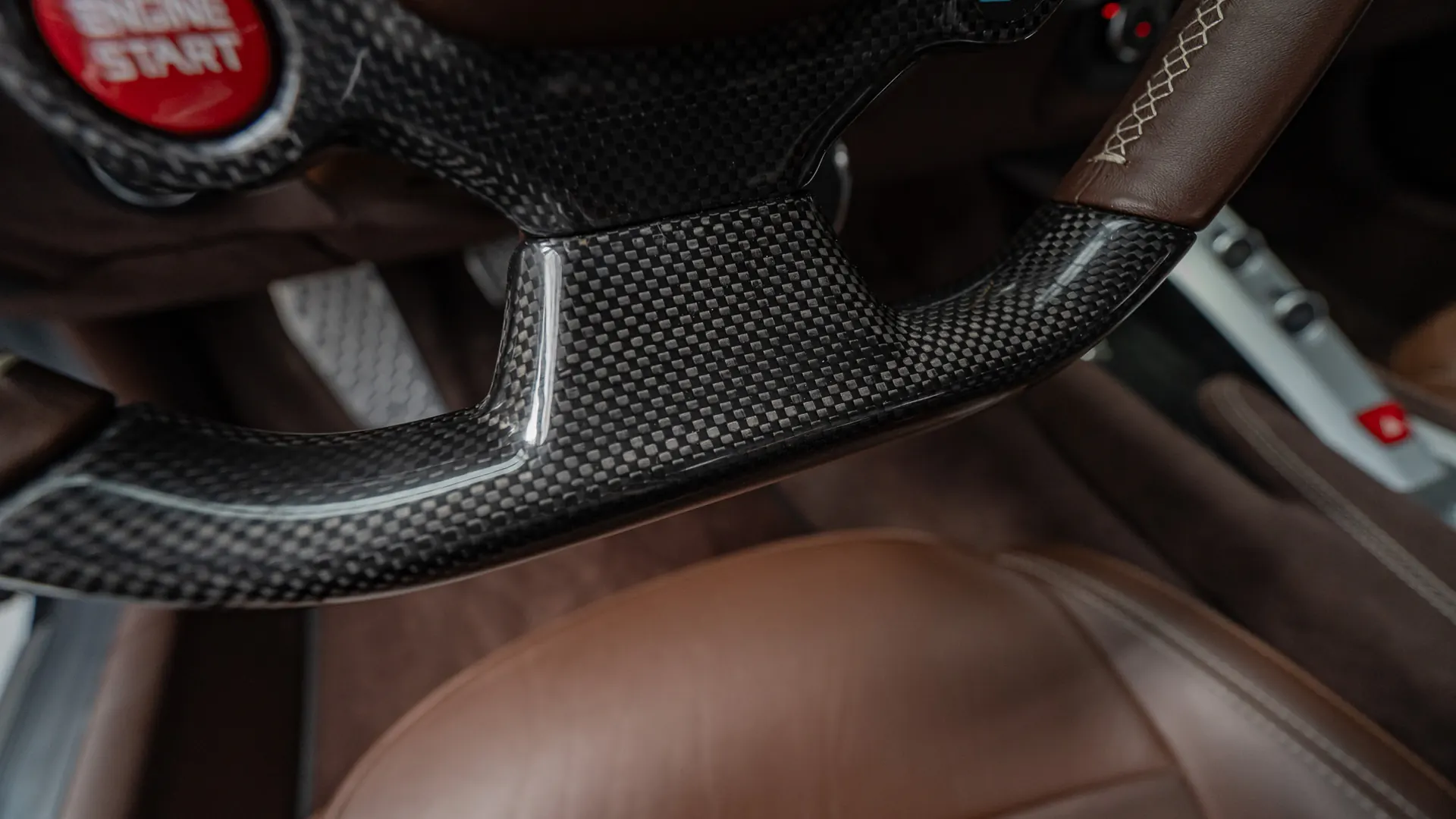 Ferrari F12 — photo 19