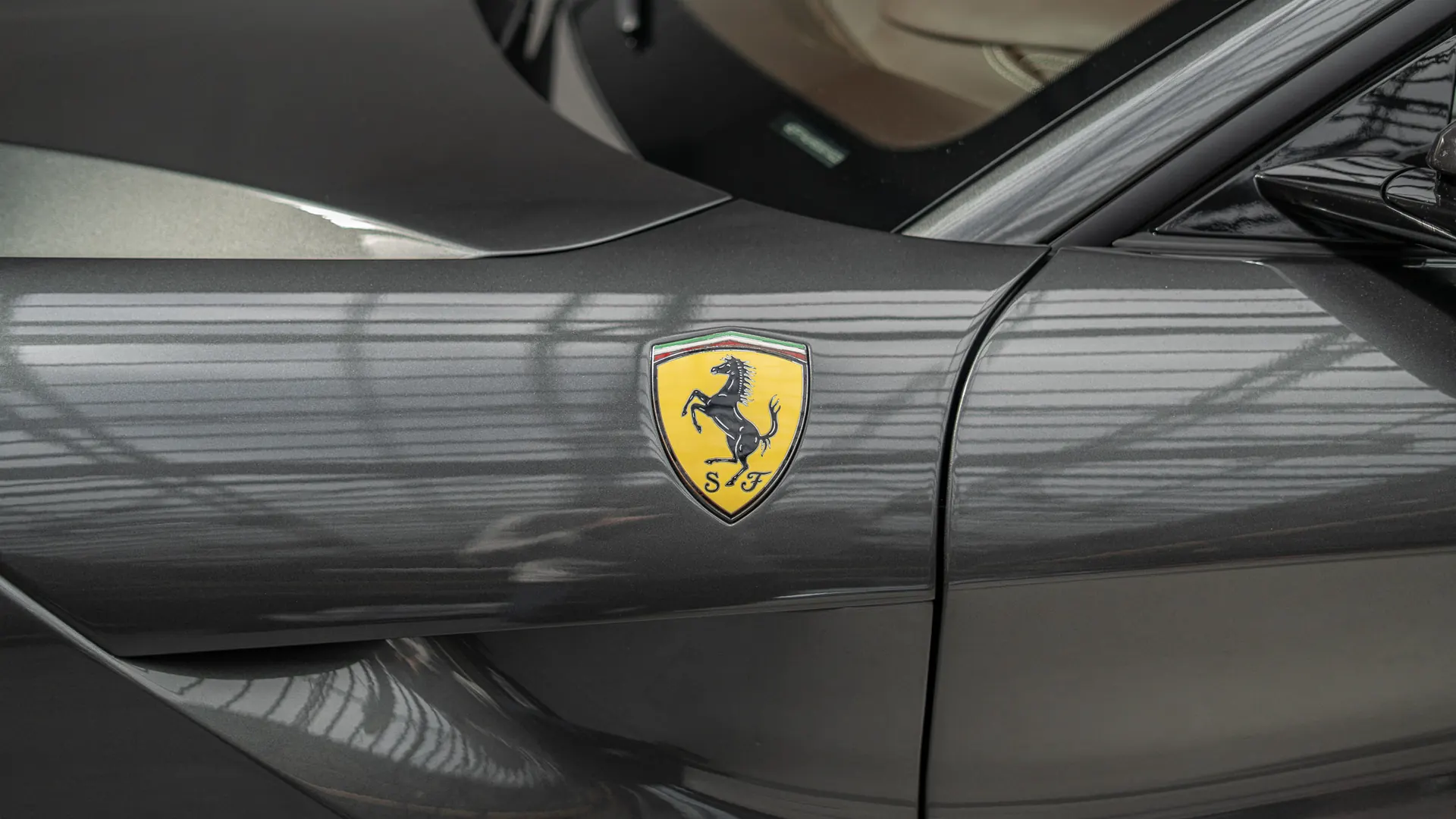 Ferrari F12 — photo 41