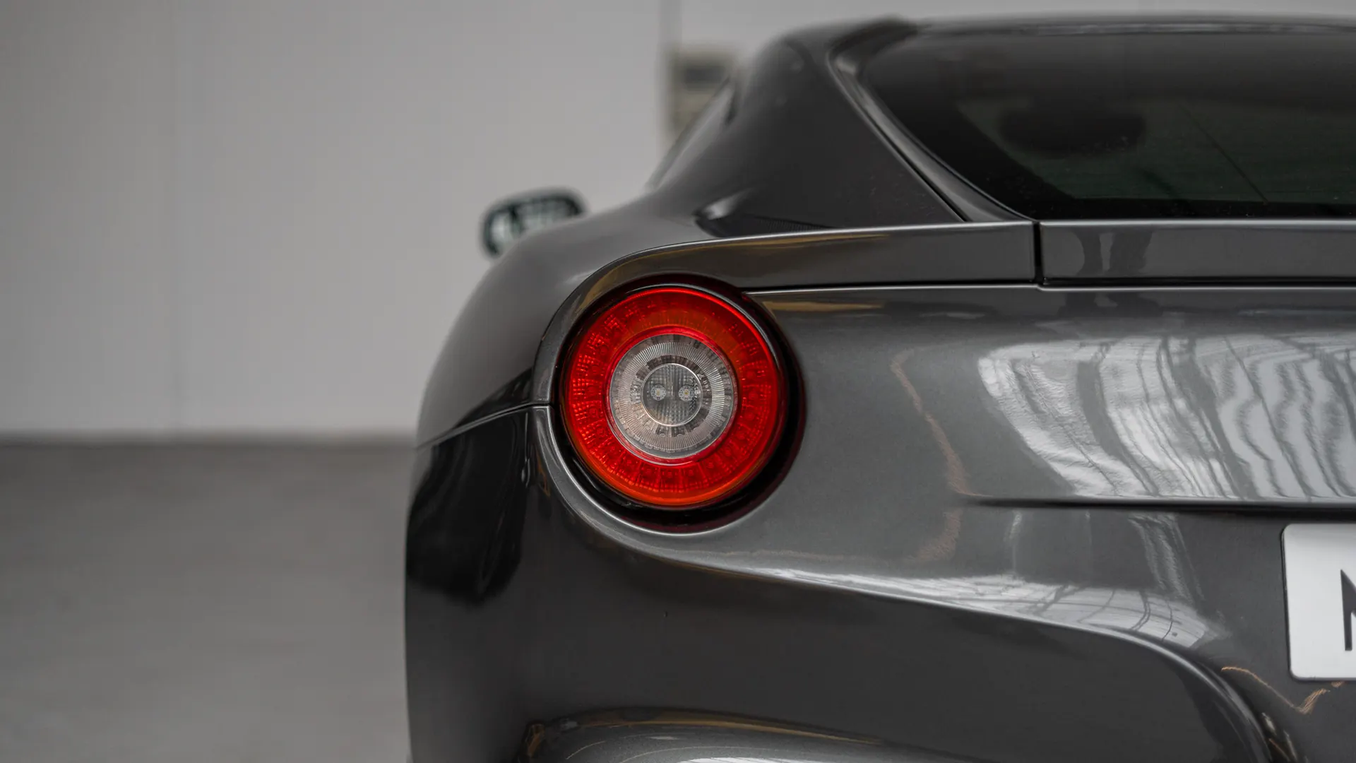 Ferrari F12 — photo 43