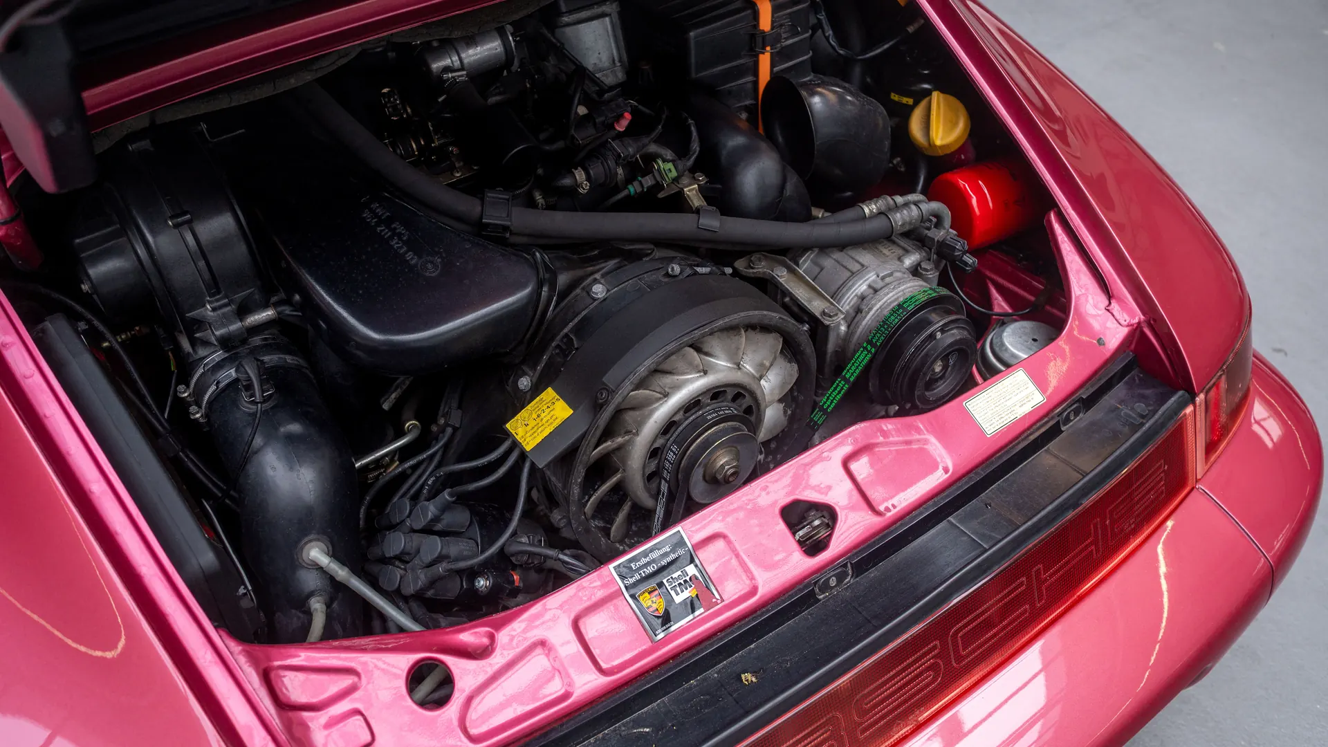 Porsche 911 — photo 37