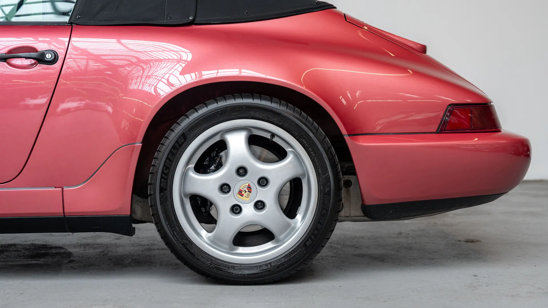Porsche 911 — photo 10