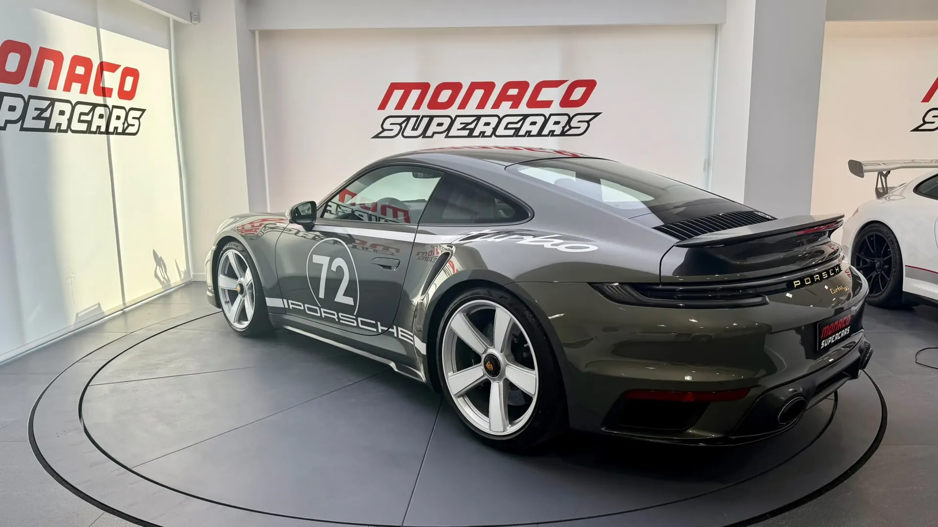 Porsche 992 — photo 4