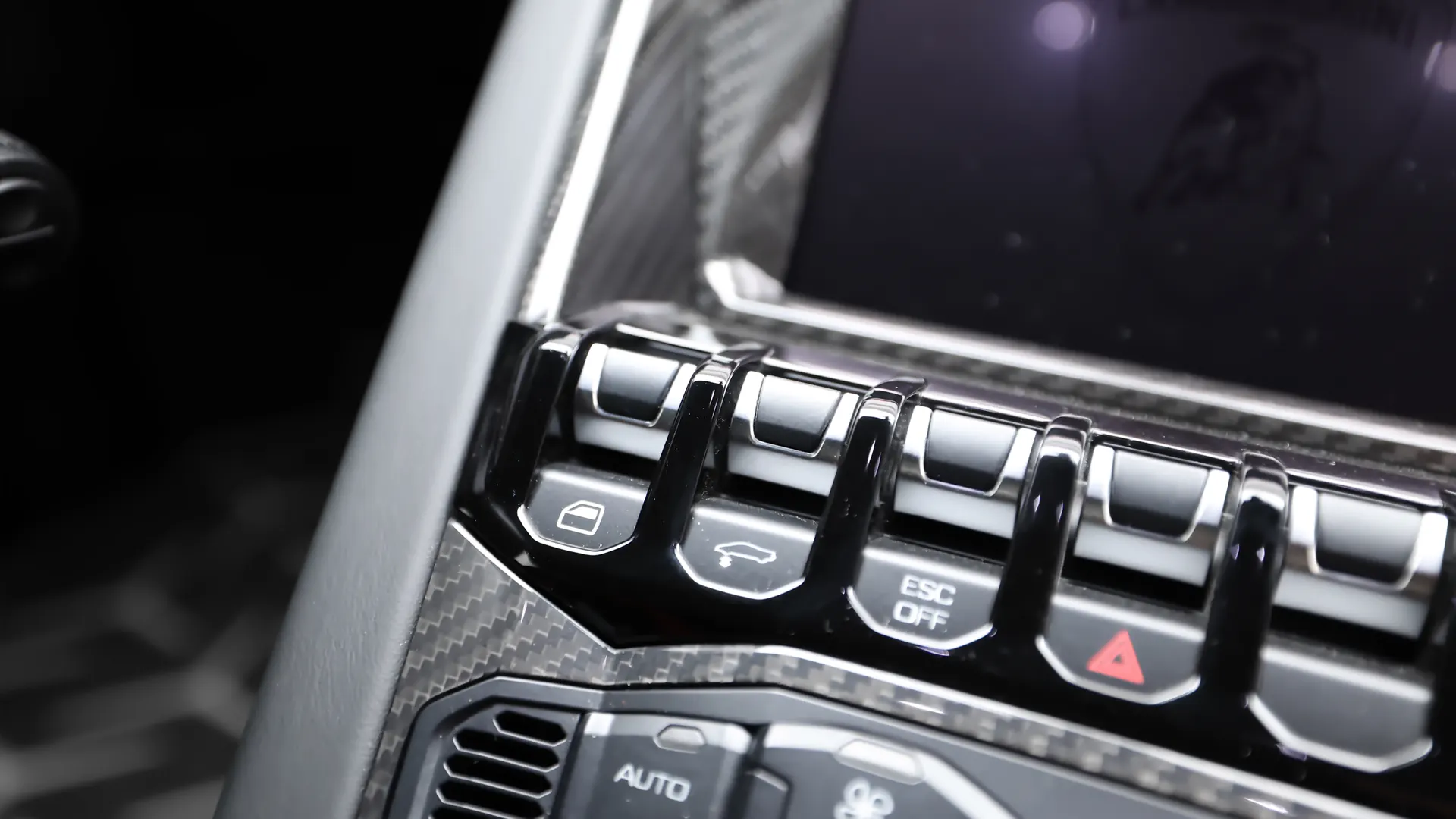 Lamborghini Aventador SV — photo 6