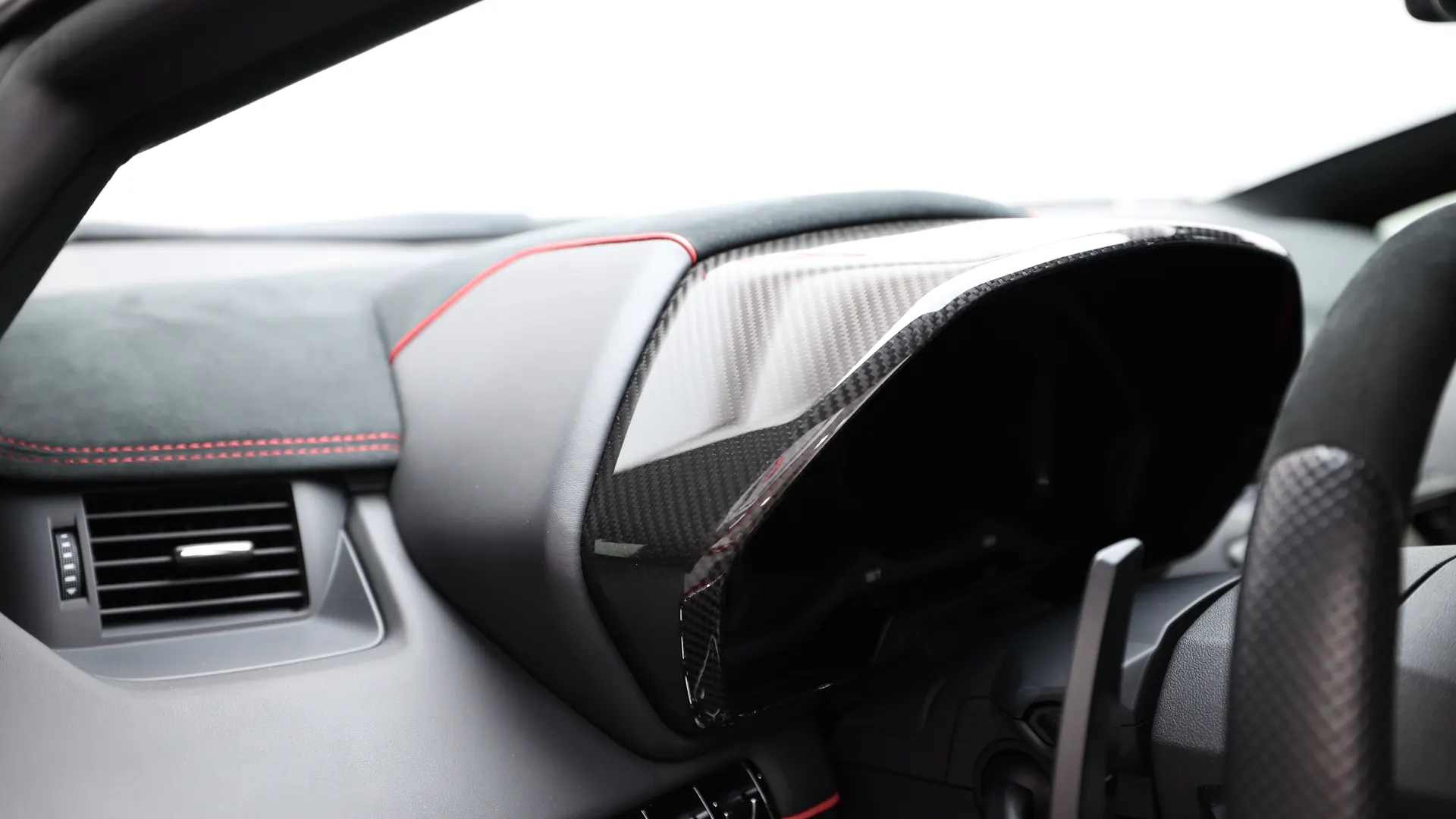 Lamborghini Aventador SV — photo 40