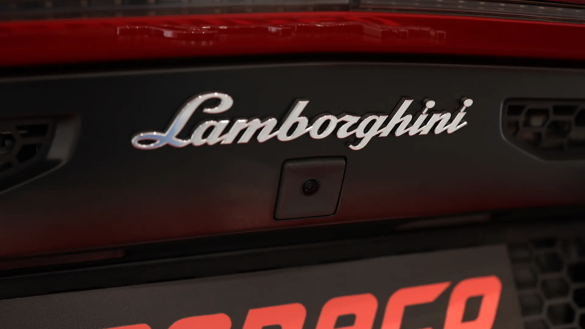 Lamborghini Aventador SV — photo 3