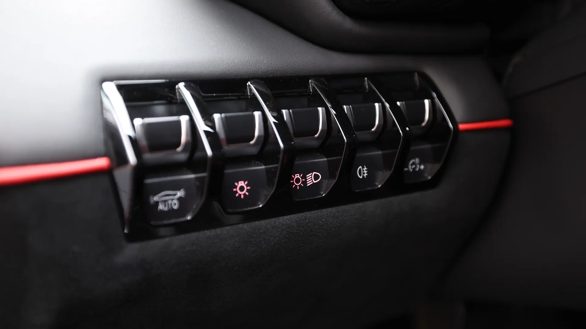 Lamborghini Aventador SV — photo 34