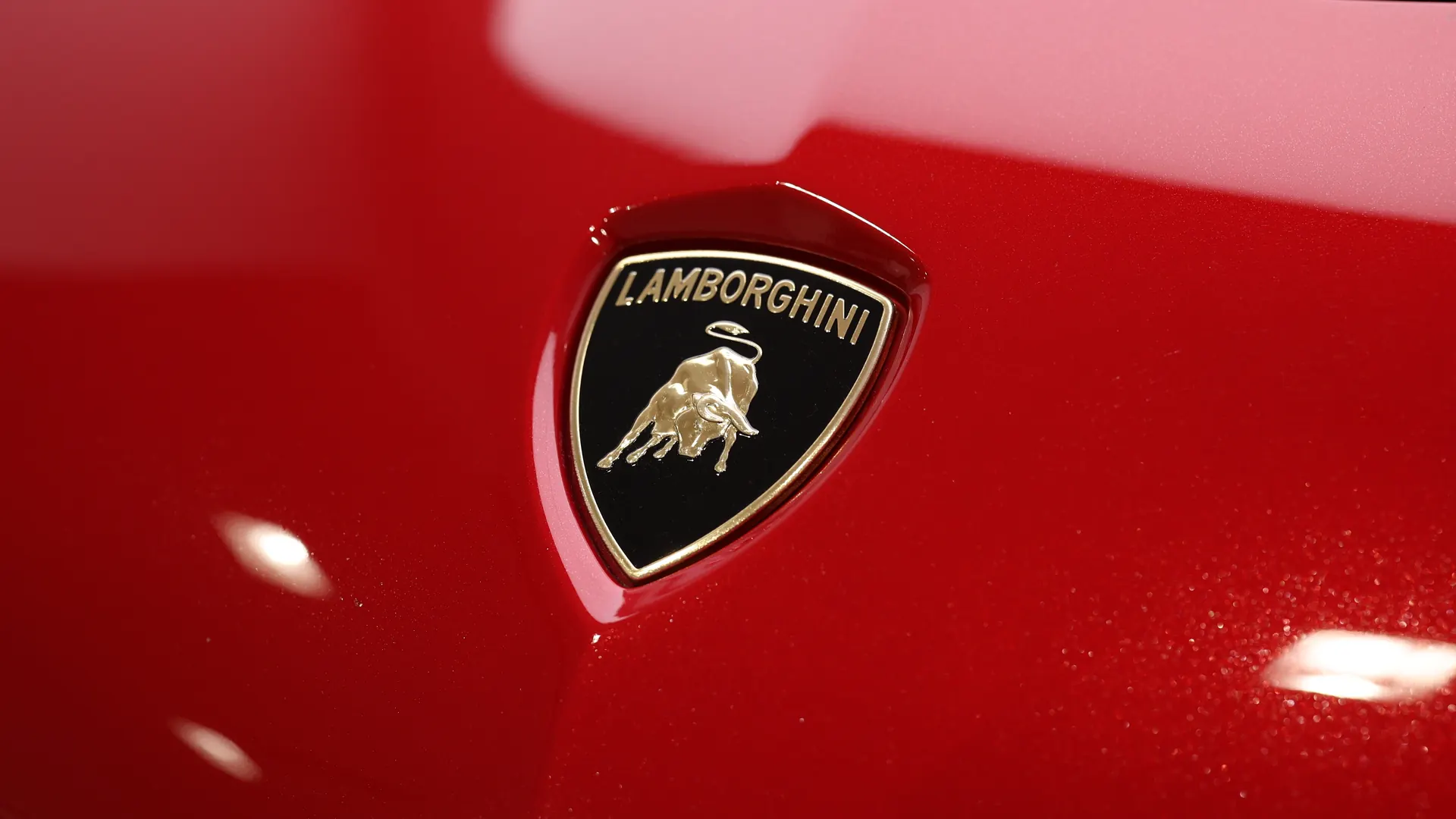 Lamborghini Aventador SV — photo 22