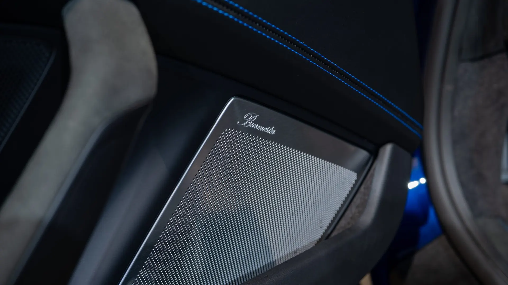Porsche 911 — photo 15