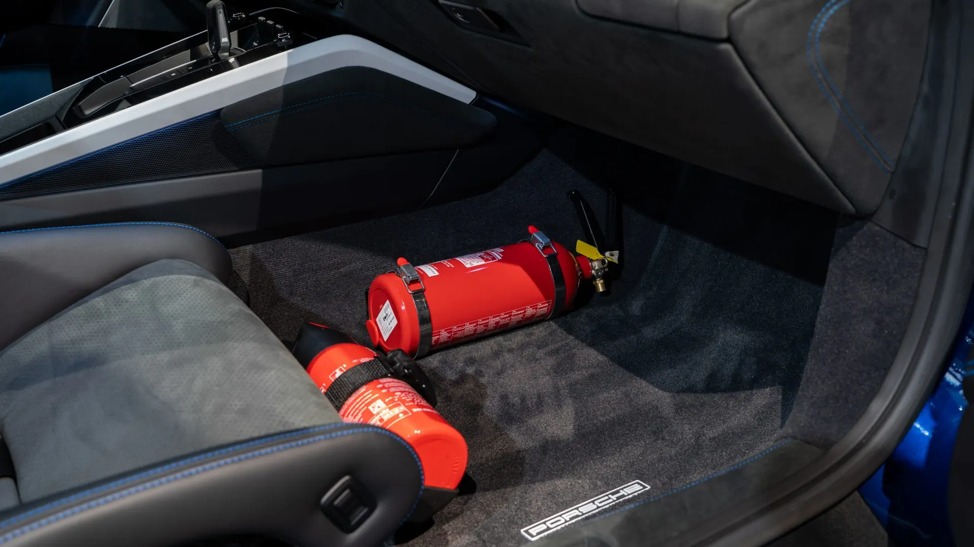 Porsche 911 — photo 12