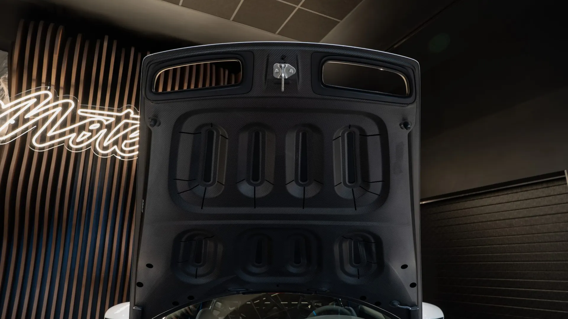 Porsche 911 — photo 38