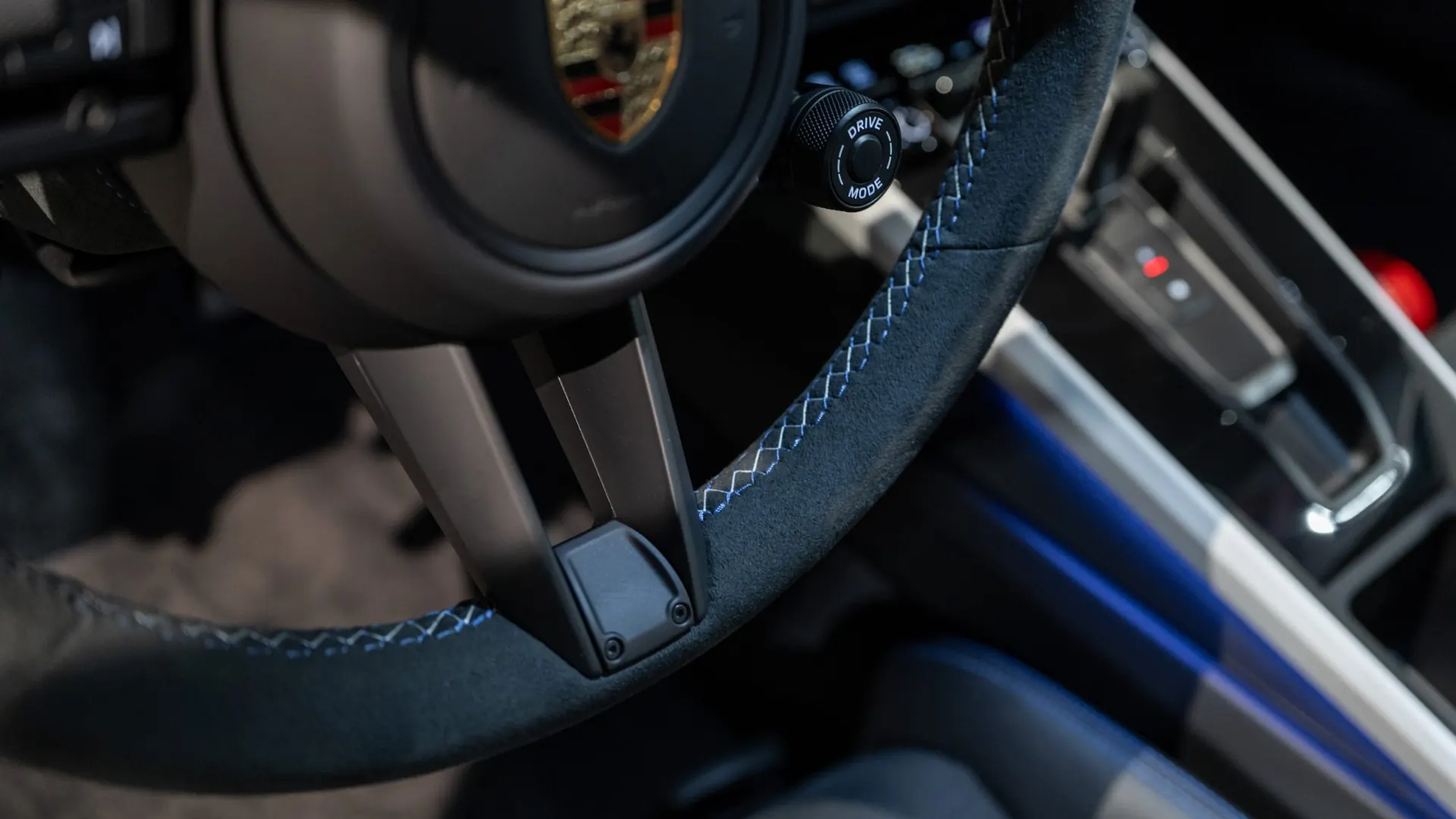 Porsche 911 — photo 30