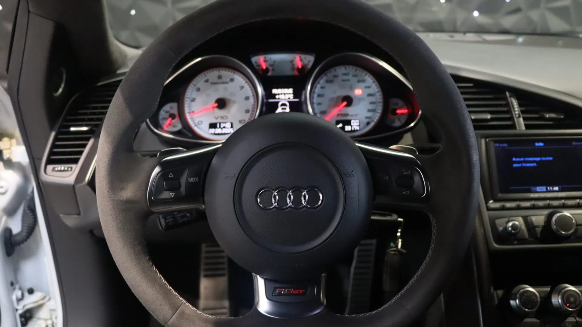 Audi R8 — photo 9