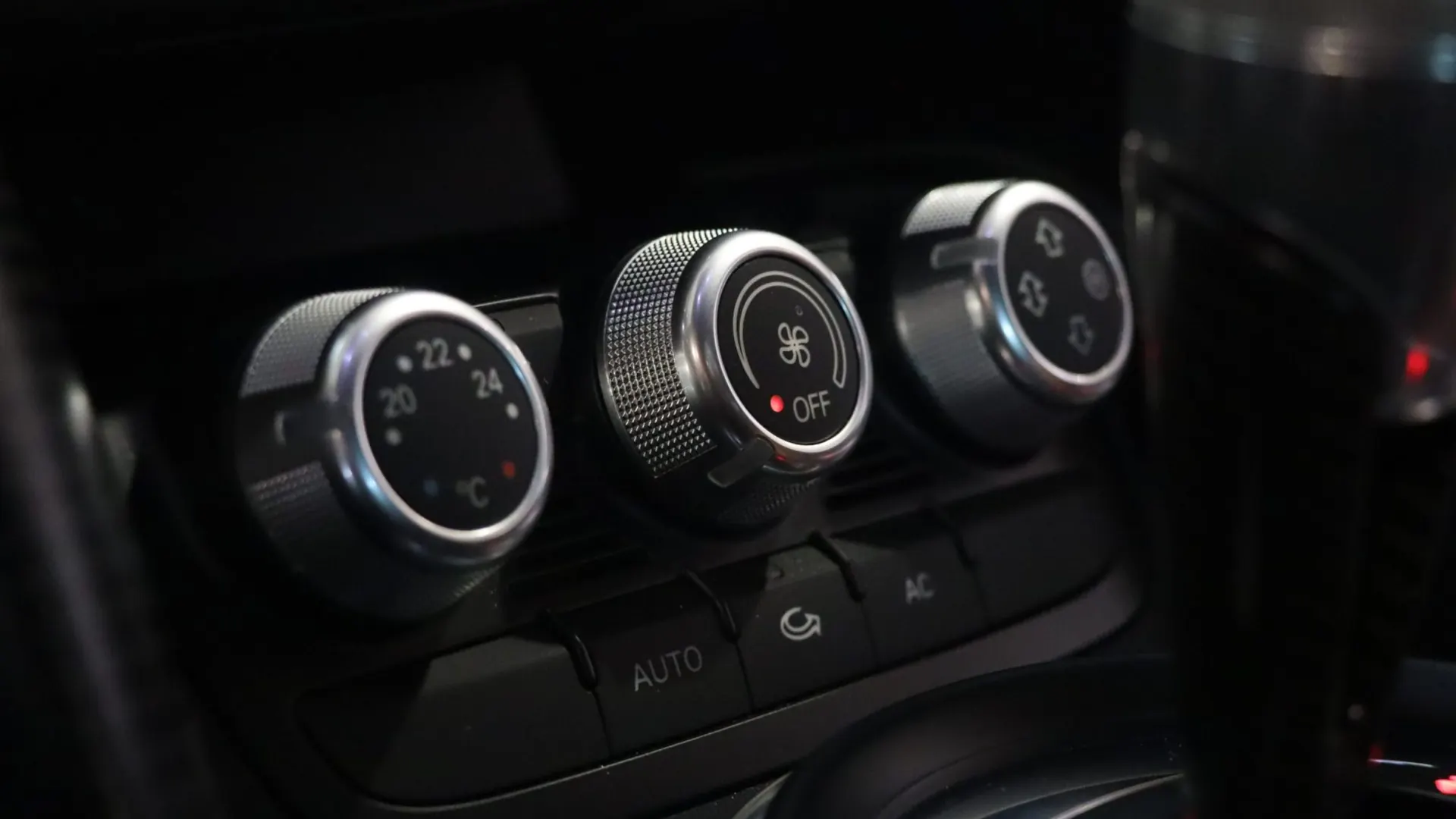 Audi R8 — photo 27