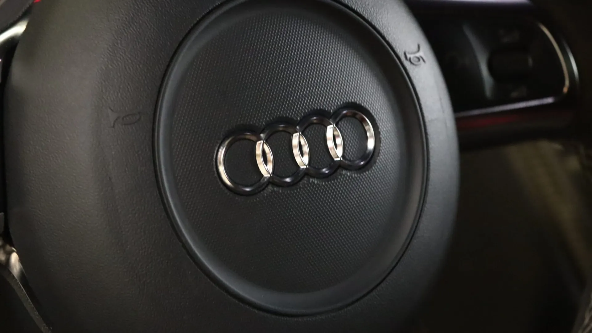 Audi R8 — photo 23