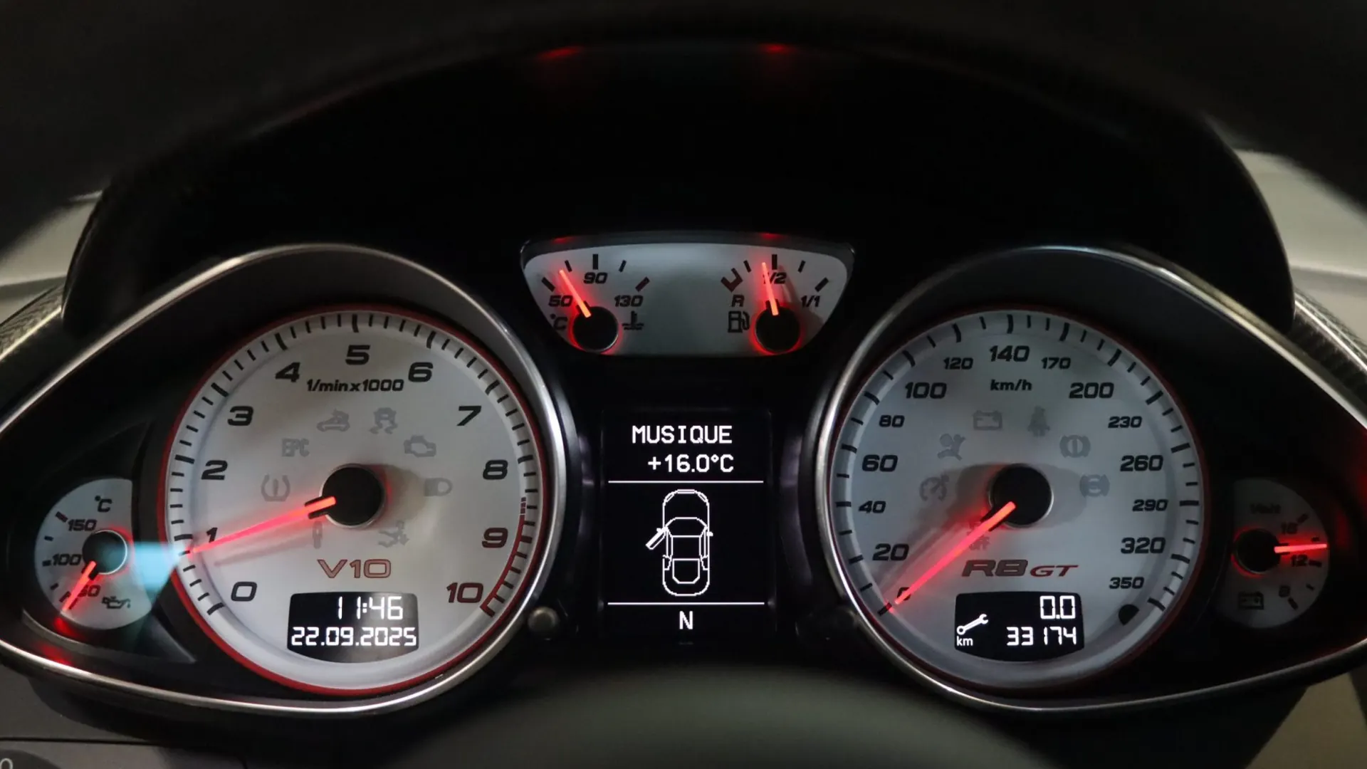 Audi R8 — photo 24