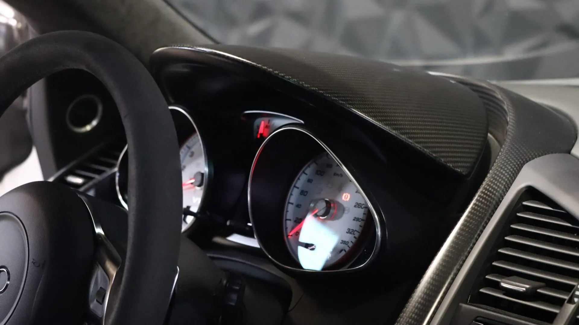 Audi R8 — photo 25