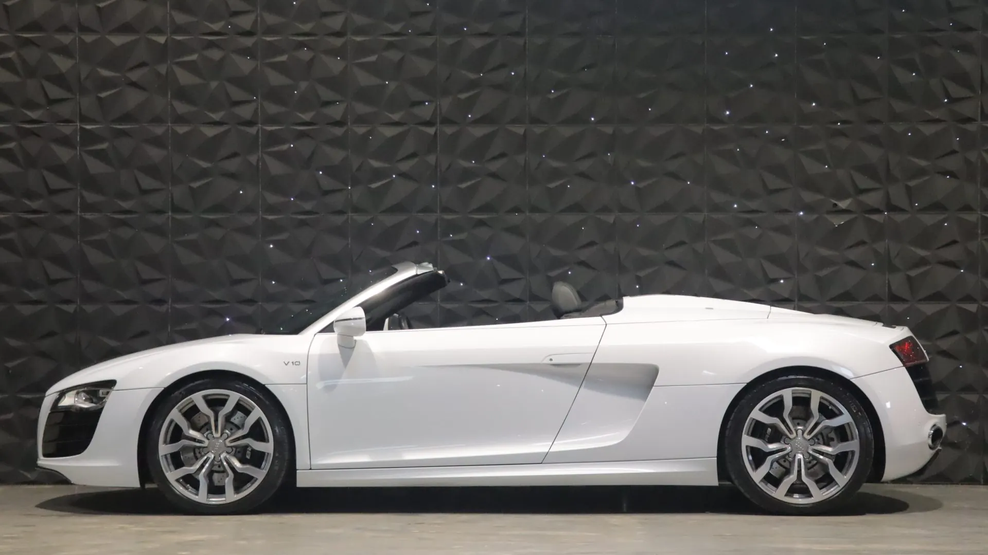 Audi R8 — photo 5
