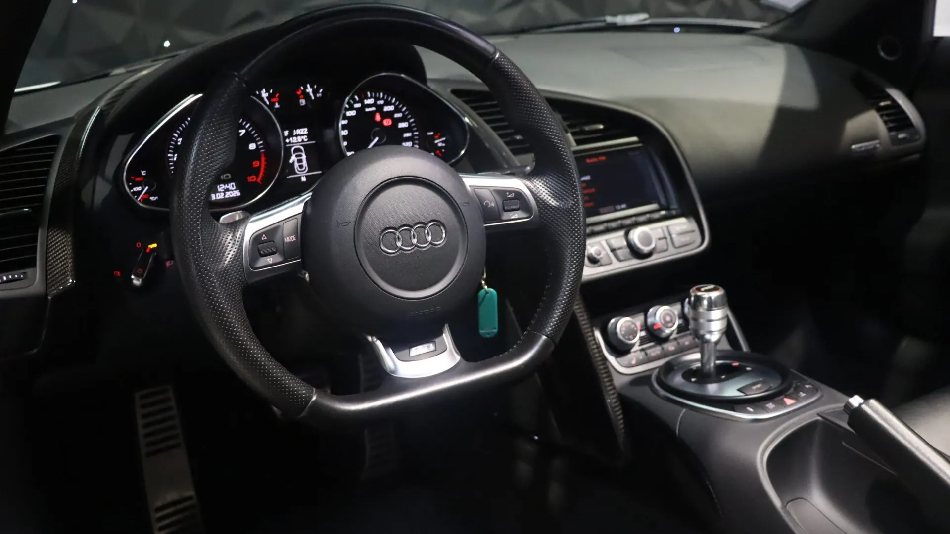 Audi R8 — photo 15