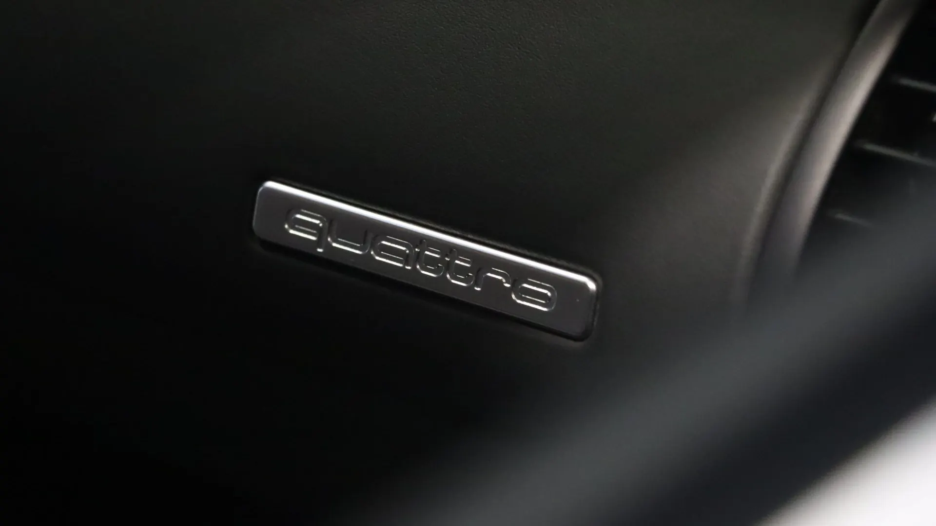 Audi R8 — photo 34