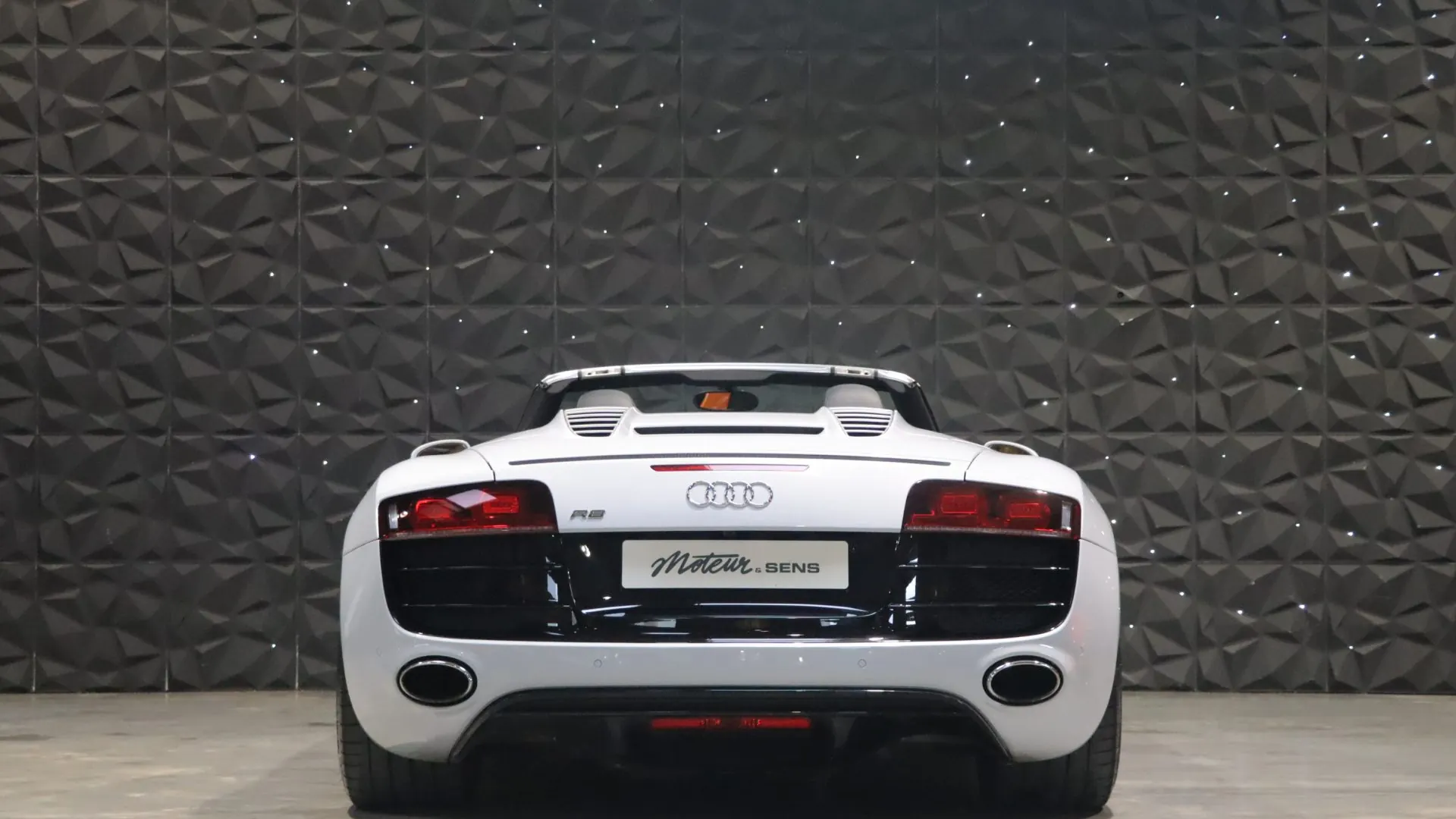 Audi R8 — photo 4