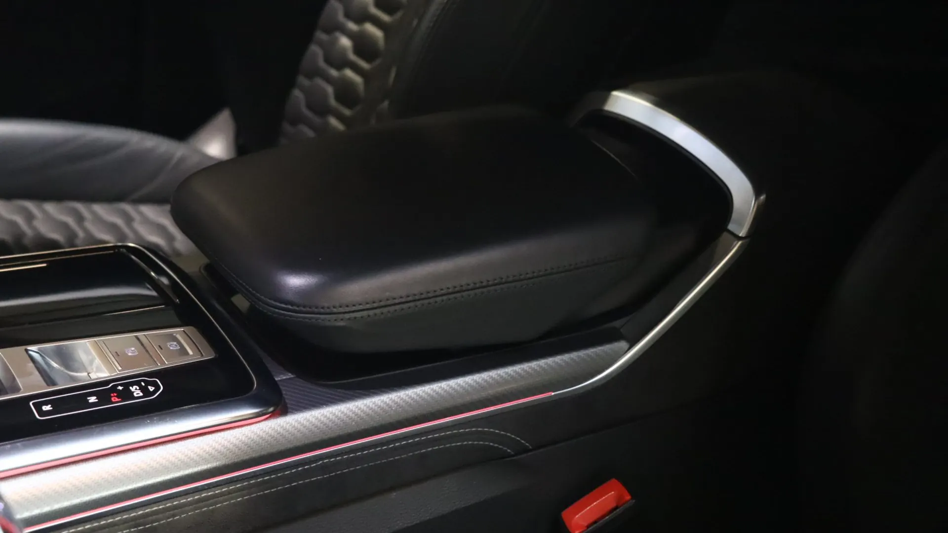 Audi RS — photo 34