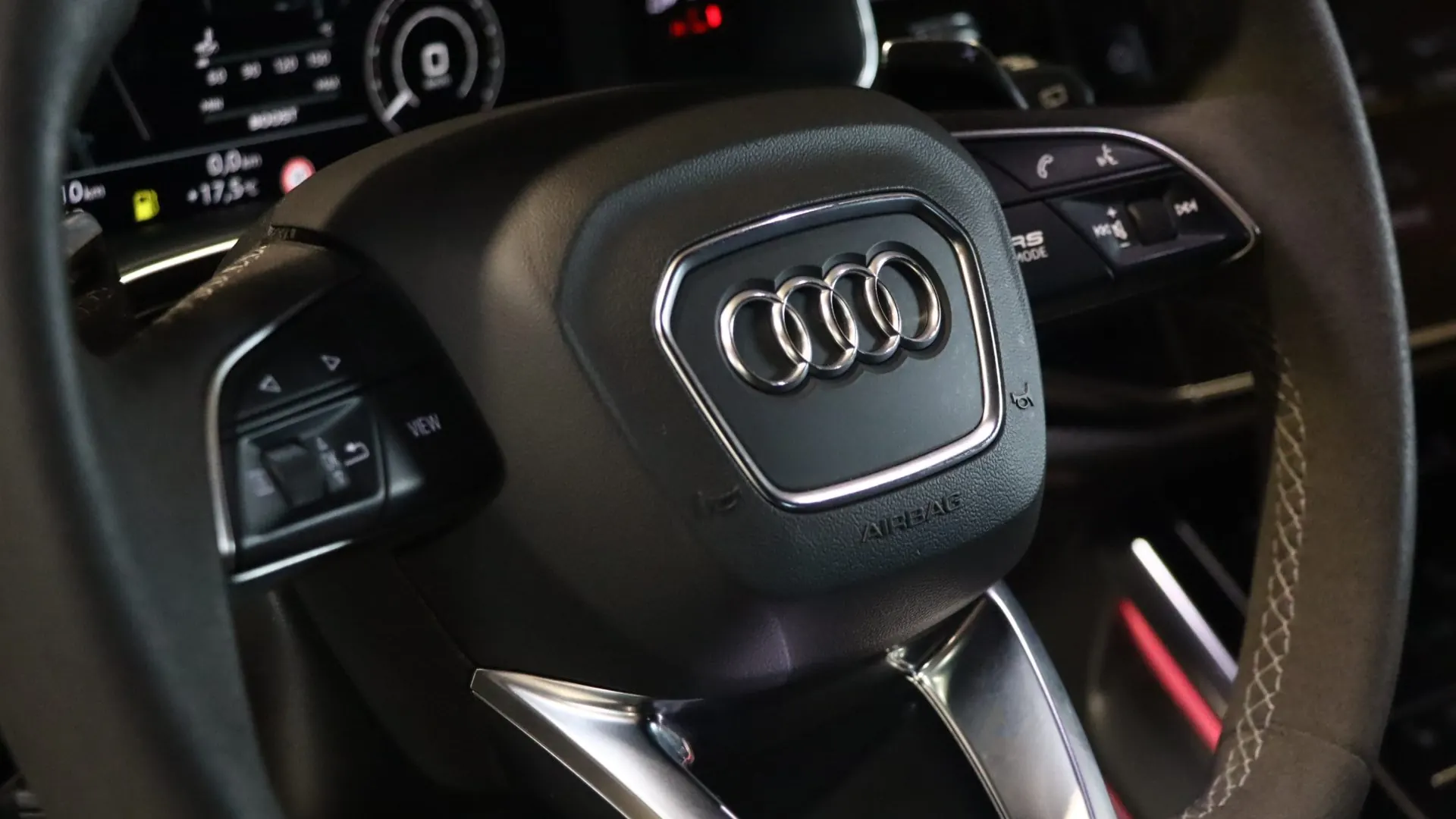 Audi RS — photo 26