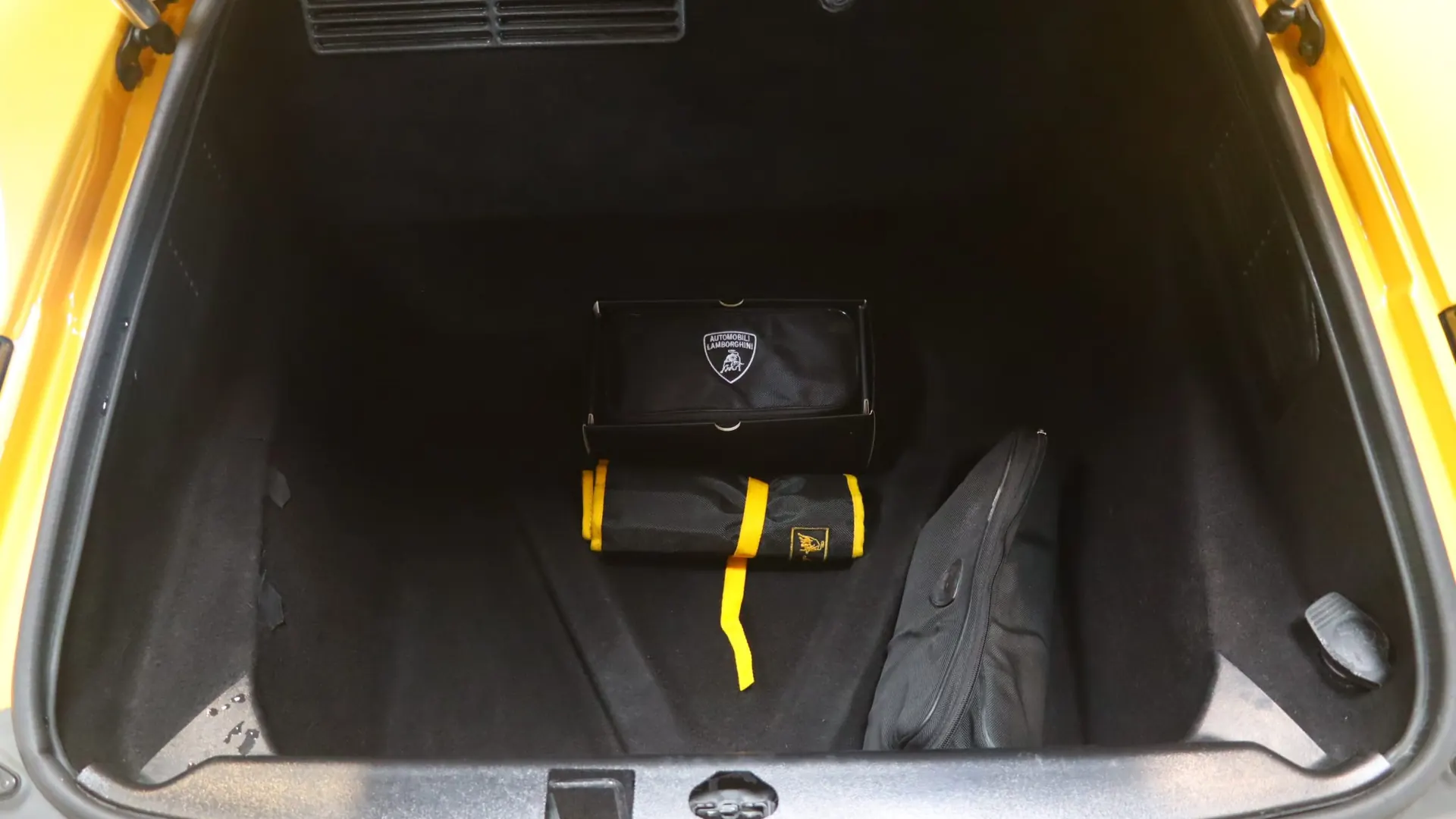 Lamborghini MURCIELAGO — photo 25