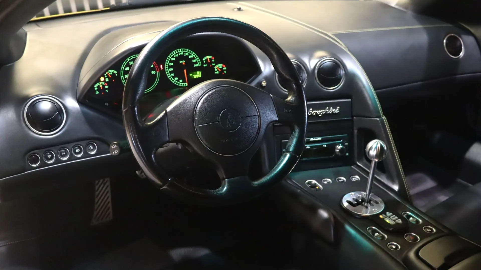 Lamborghini MURCIELAGO — photo 11
