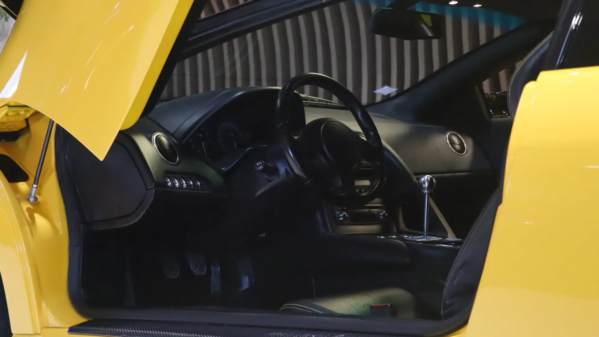 Lamborghini MURCIELAGO — photo 8