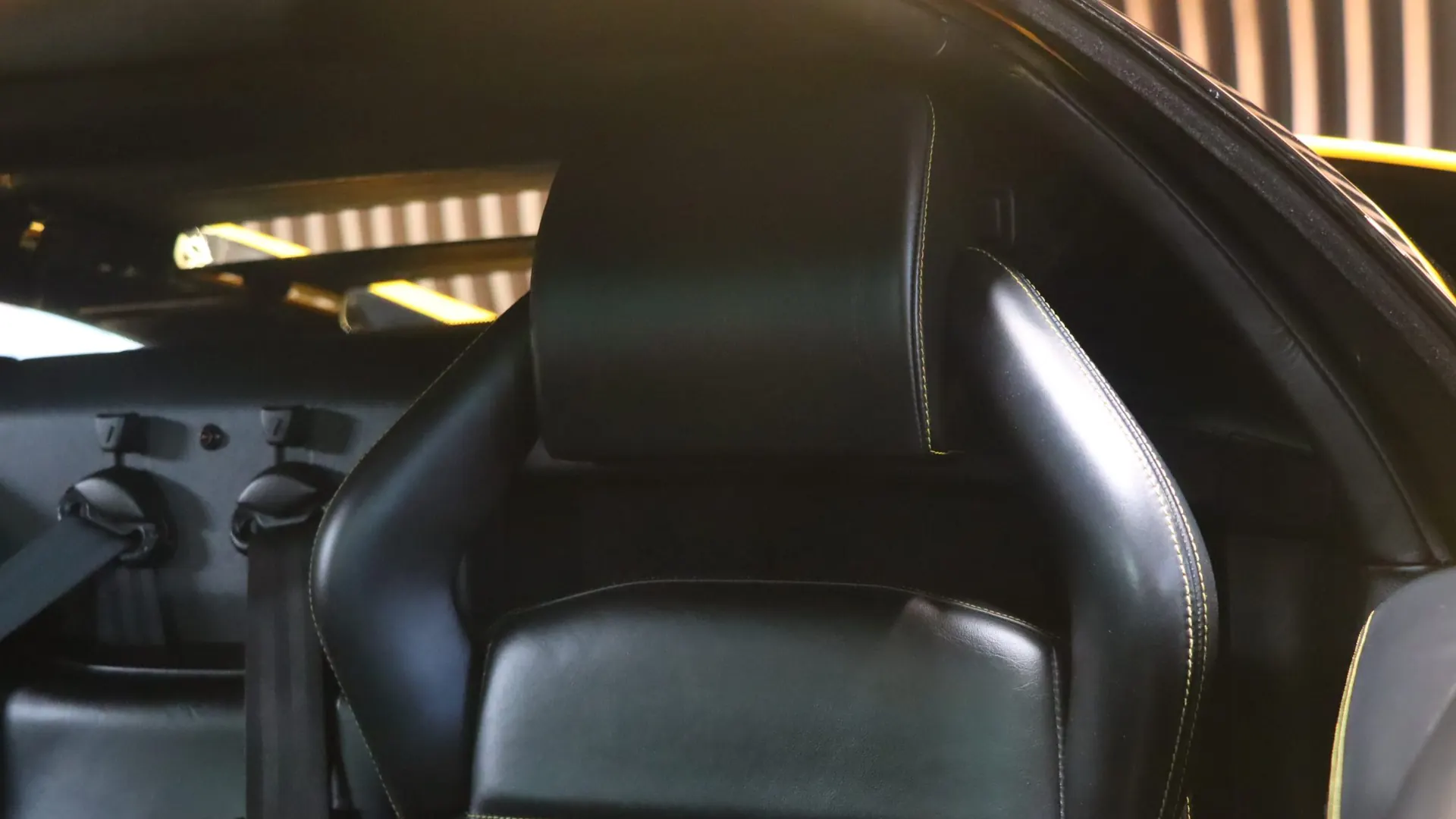 Lamborghini MURCIELAGO — photo 9