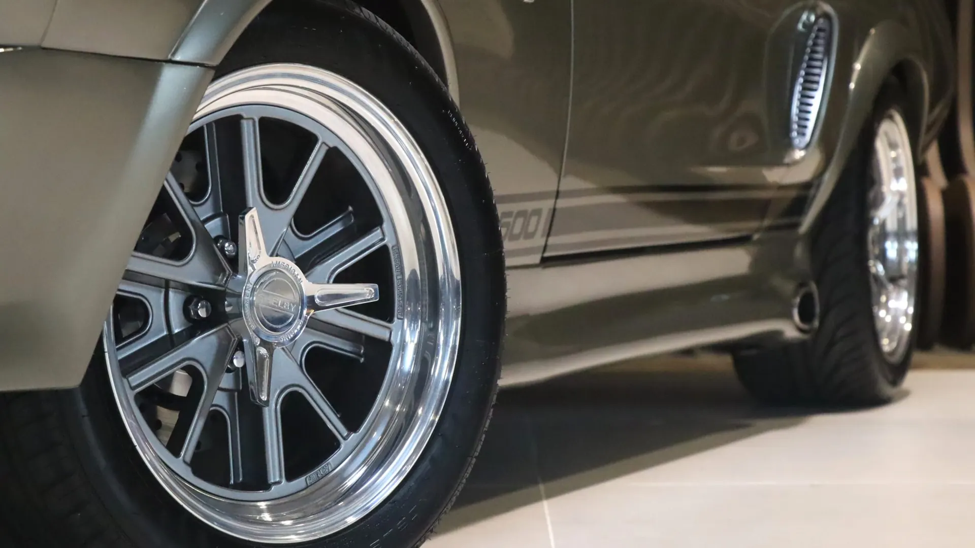 Ford Mustang — photo 43