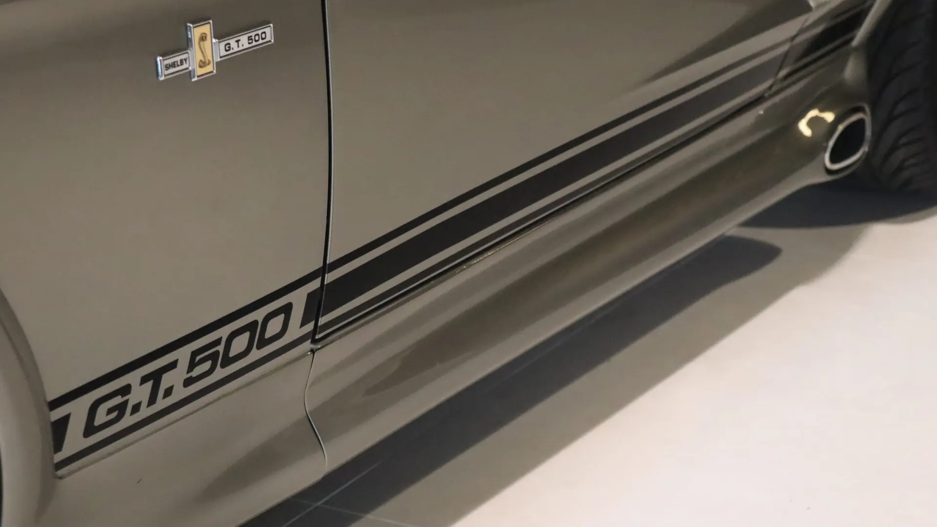 Ford Mustang — photo 49