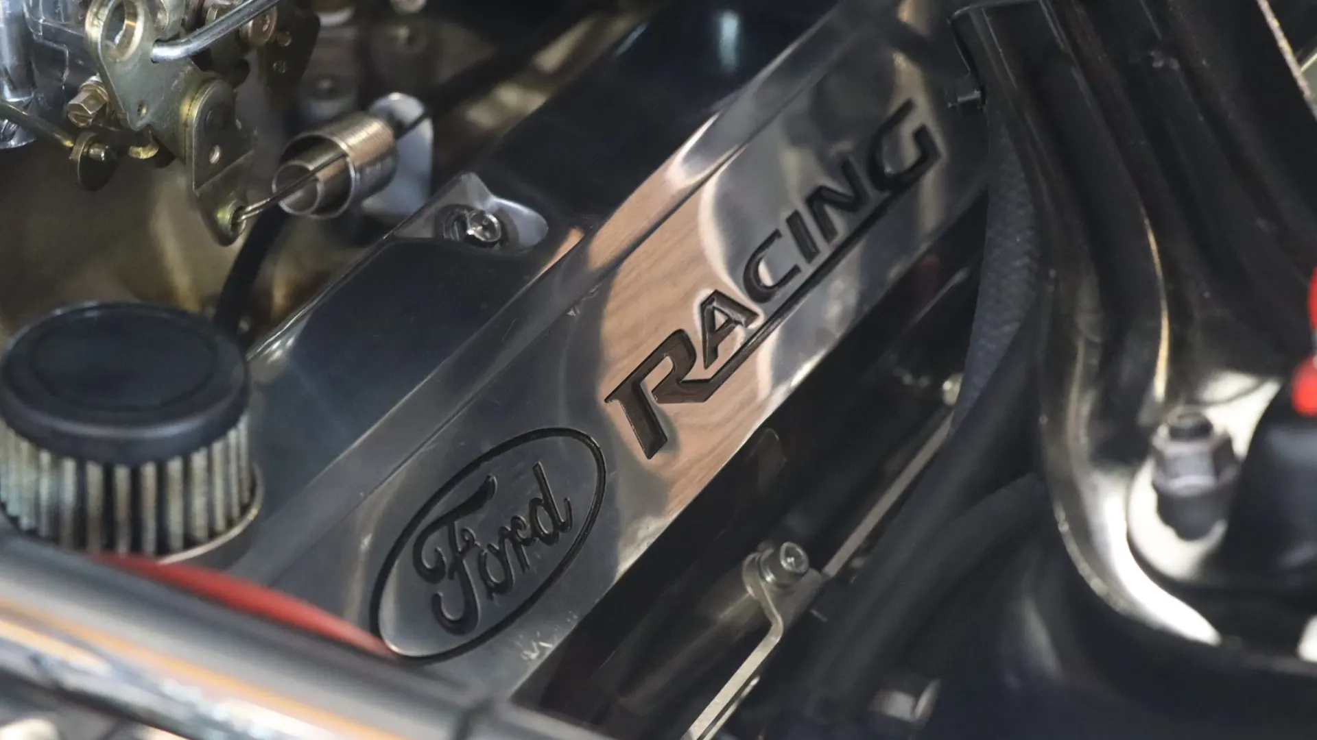 Ford Mustang — photo 41