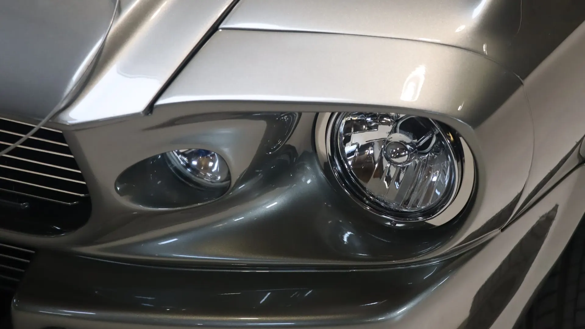 Ford Mustang — photo 36