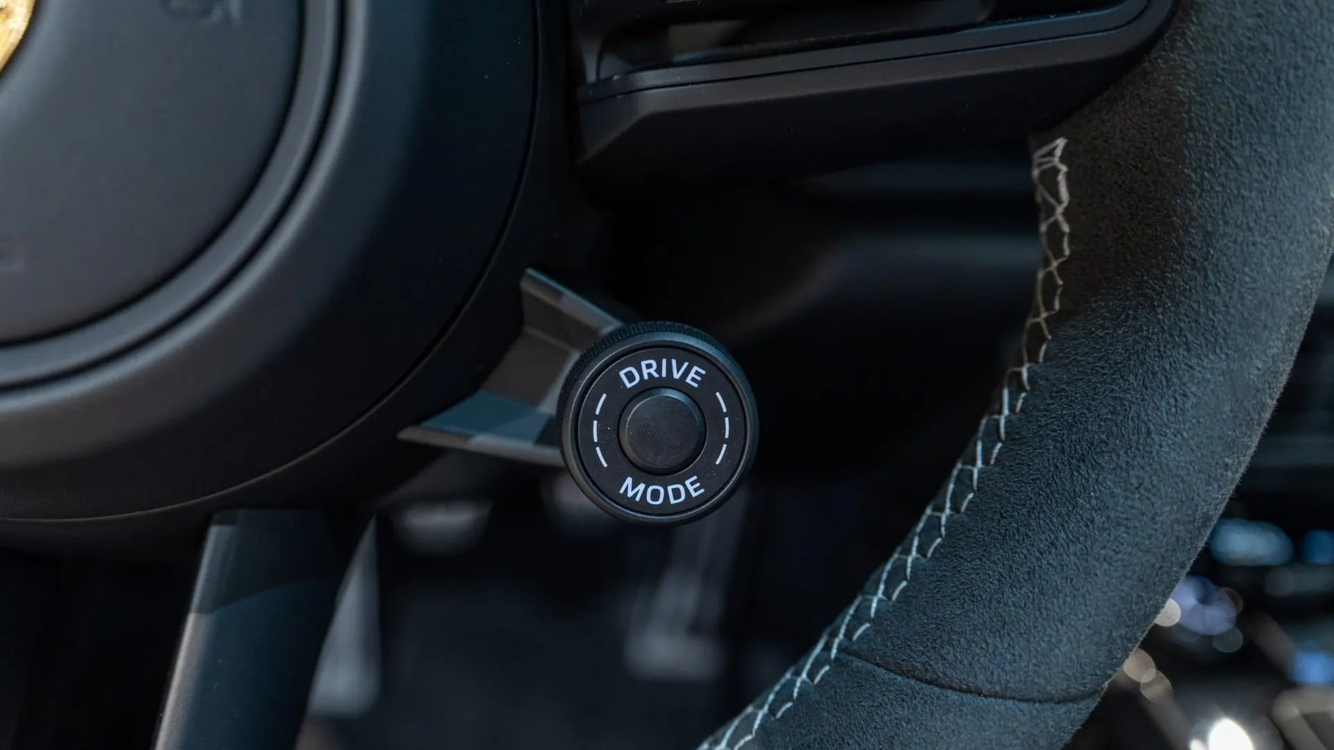 Porsche 911 — photo 15