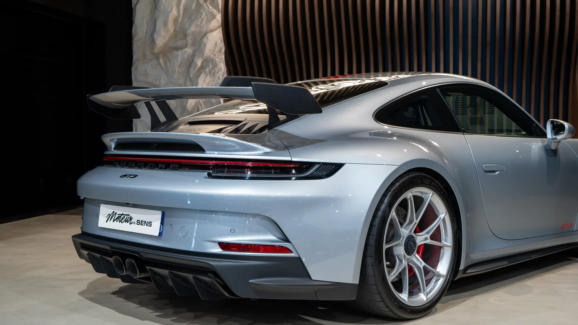 Porsche 911 — photo 47