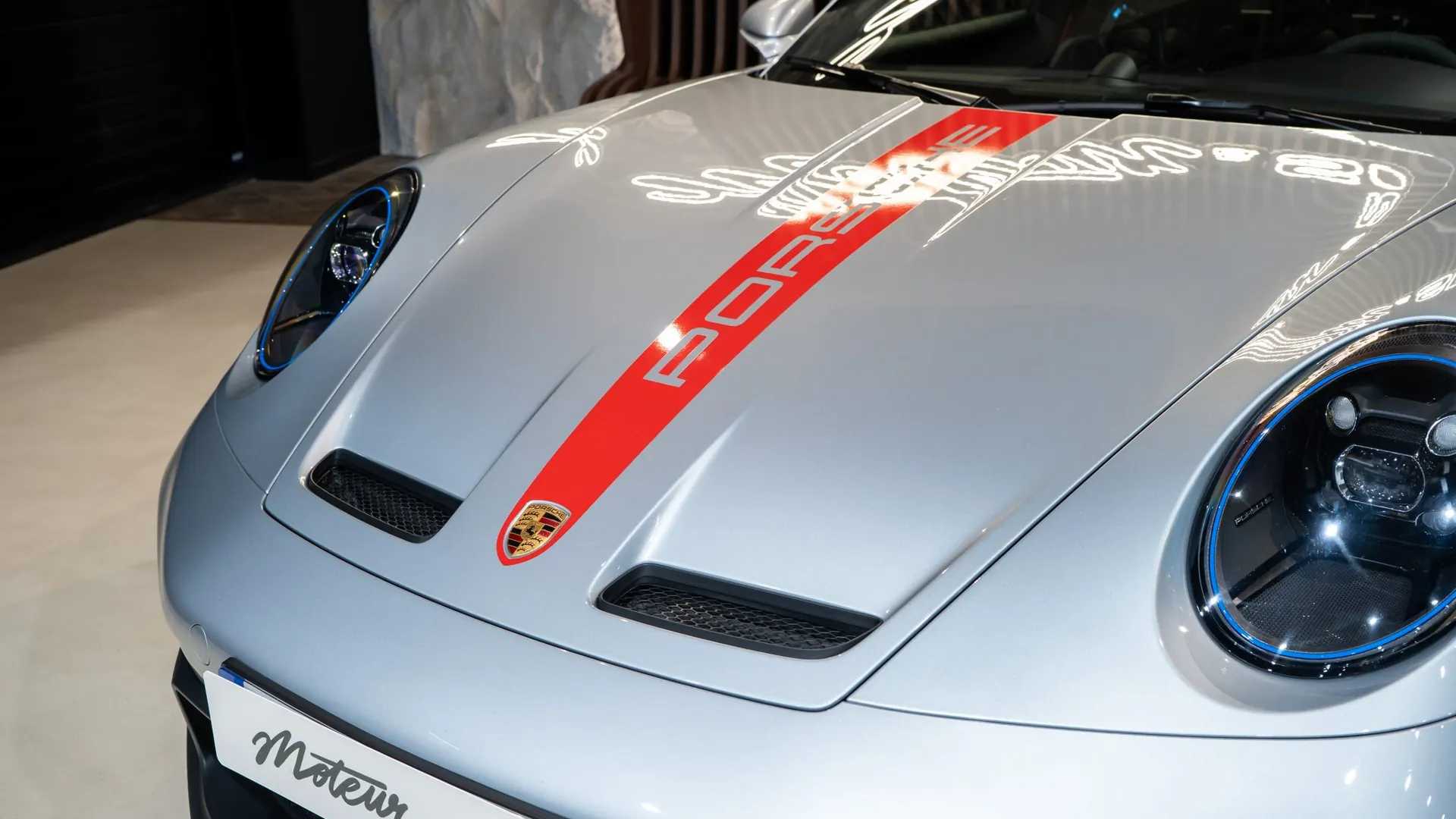 Porsche 911 — photo 41