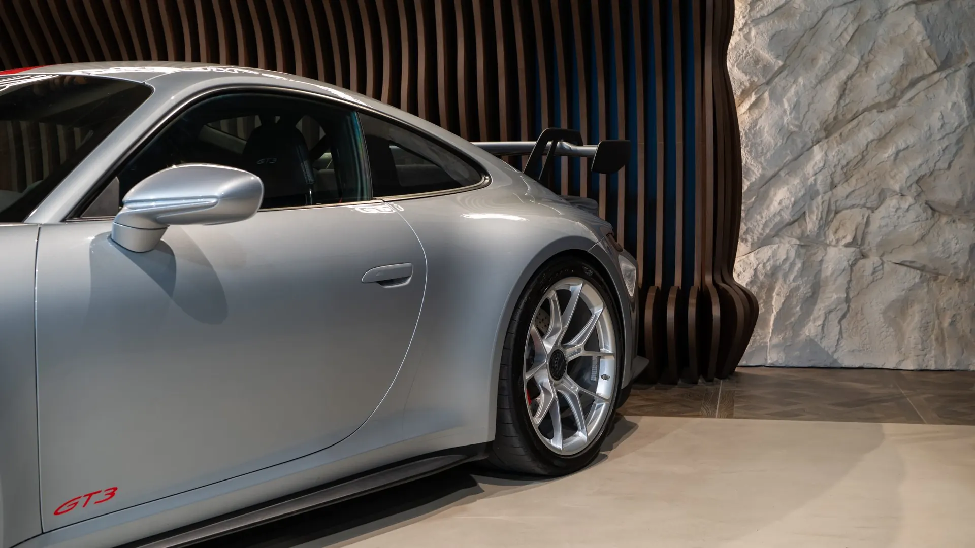 Porsche 911 — photo 38