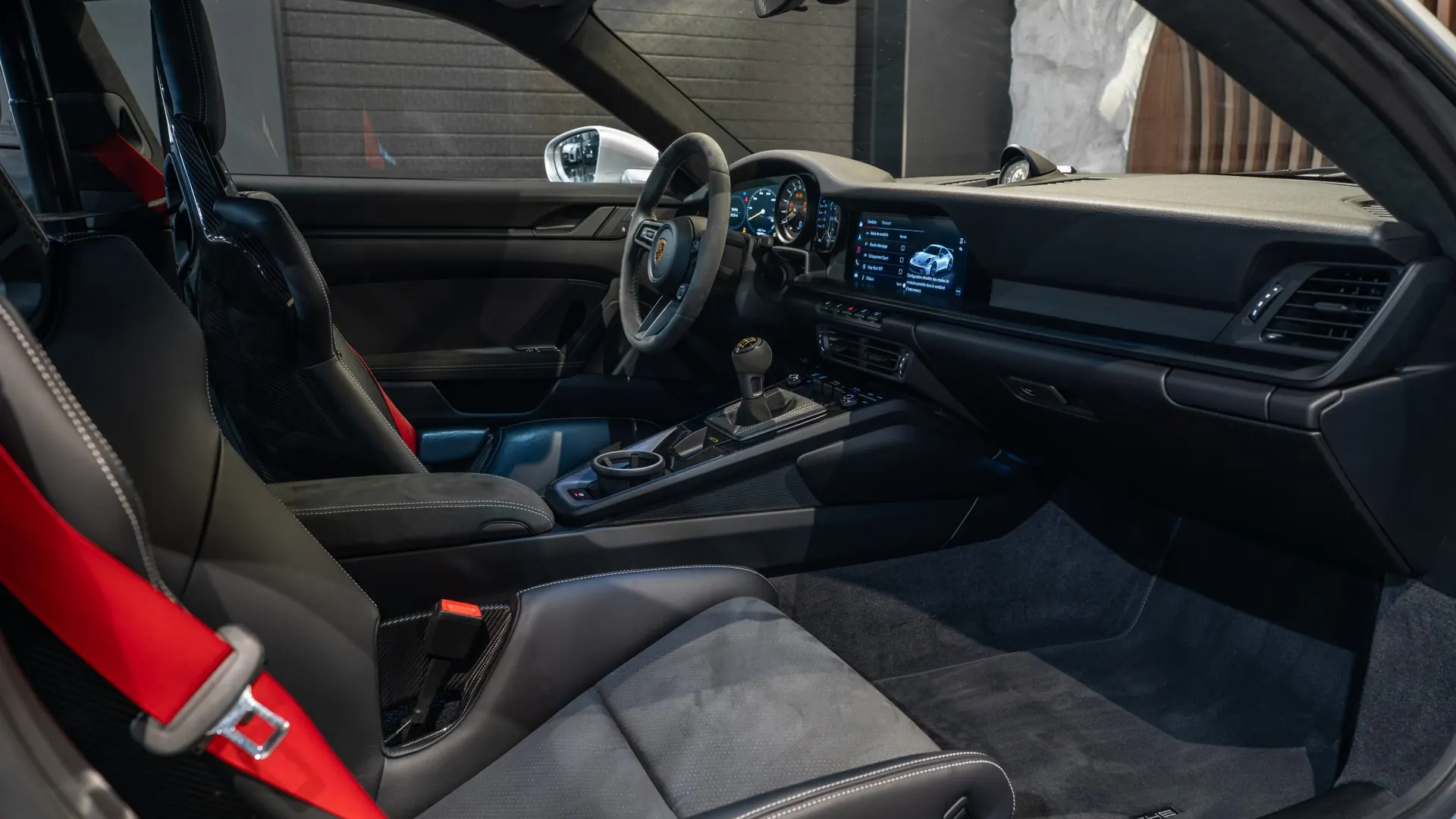 Porsche 911 — photo 11