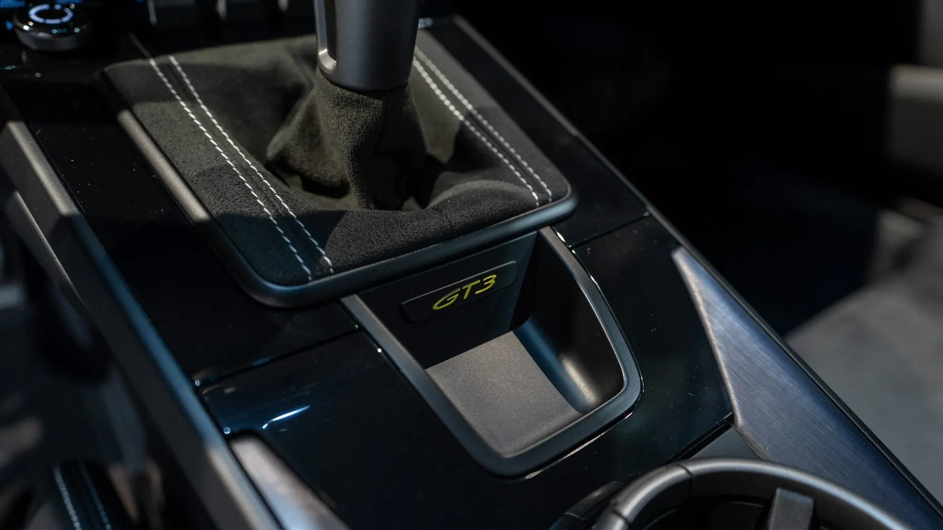 Porsche 911 — photo 23