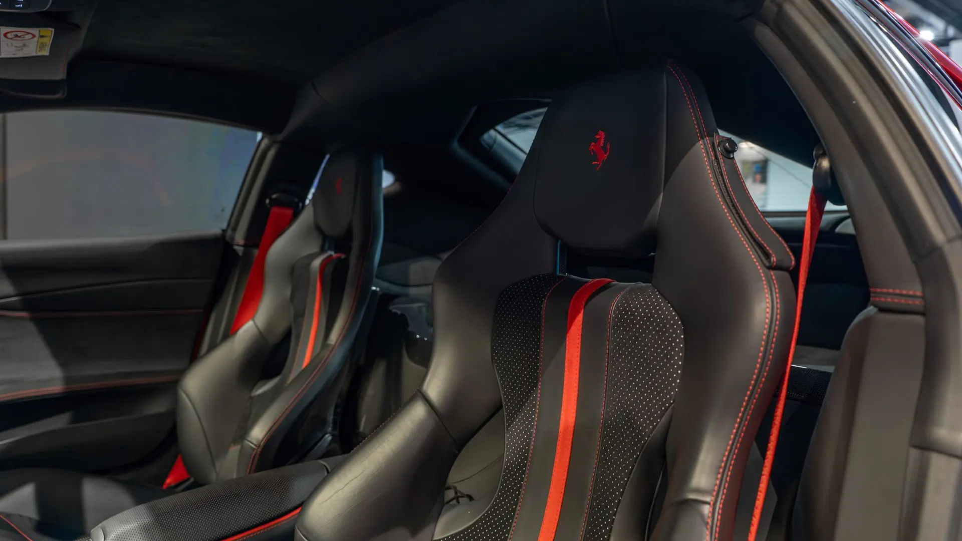 Ferrari 812 — photo 35